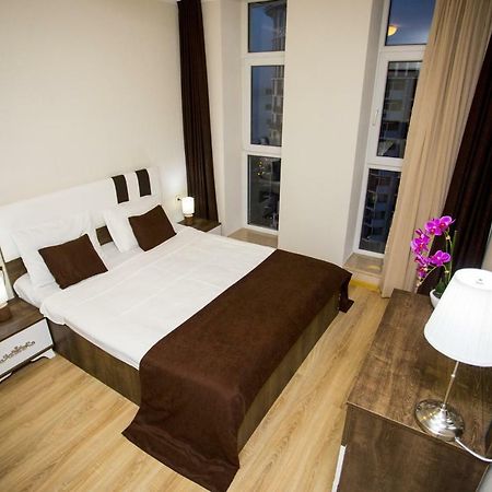 Apartment Natalia Sea Towers Batumi Luaran gambar