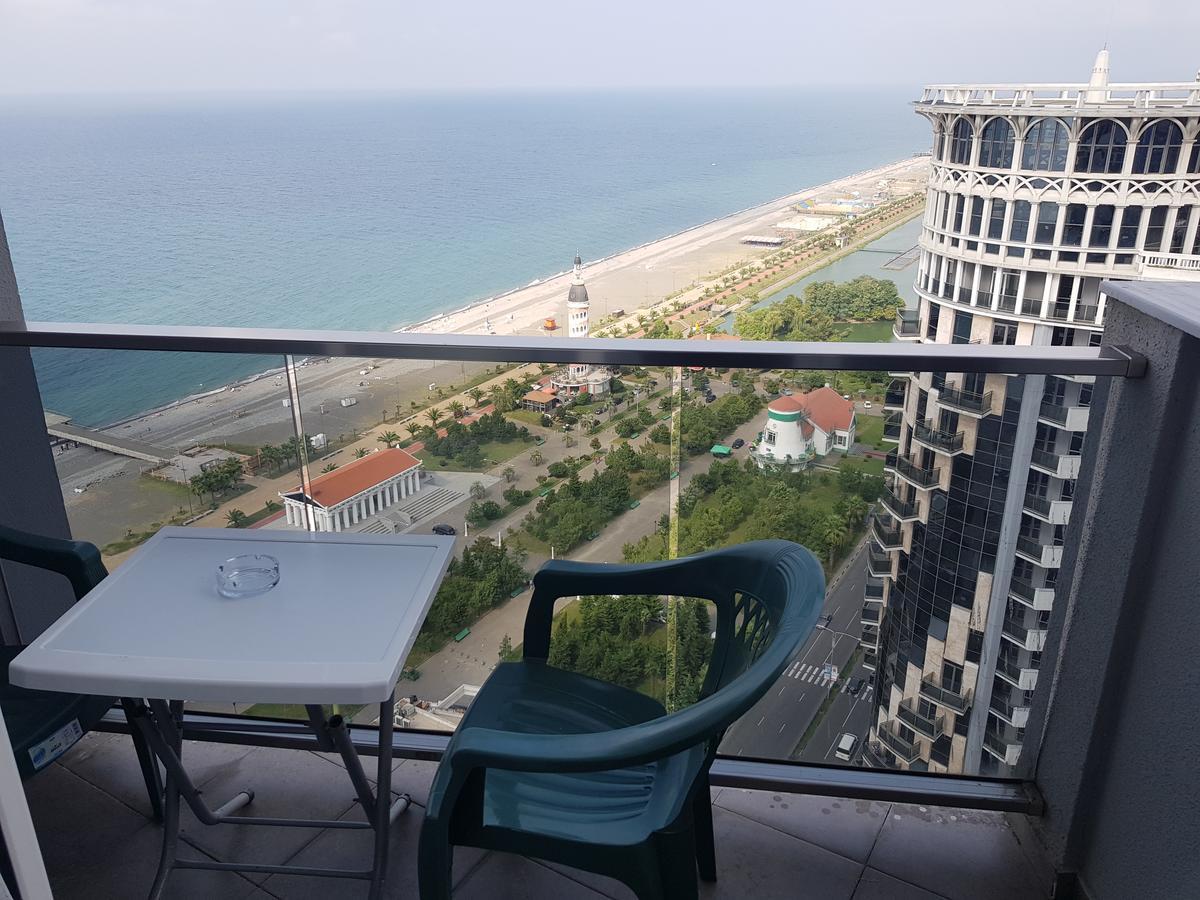 Apartment Natalia Sea Towers Batumi Luaran gambar