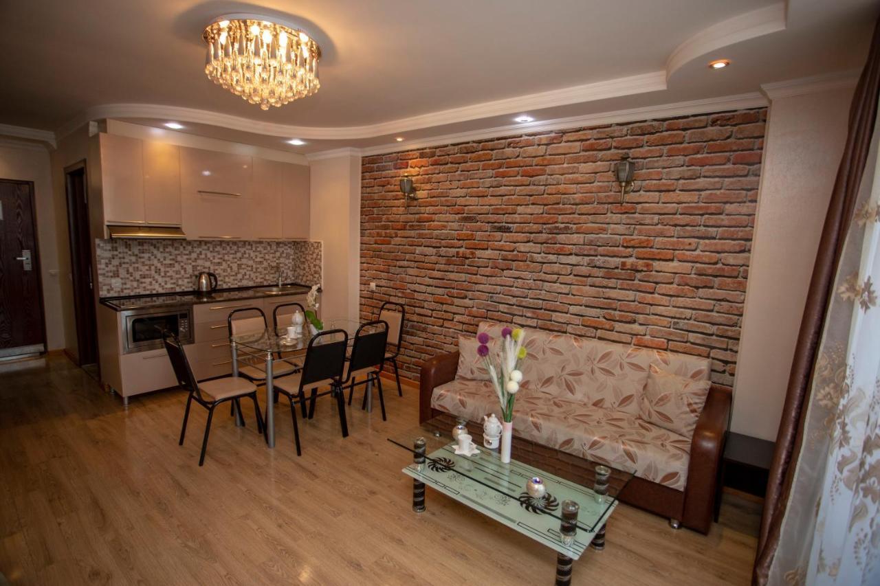 Apartment Natalia Sea Towers Batumi Luaran gambar